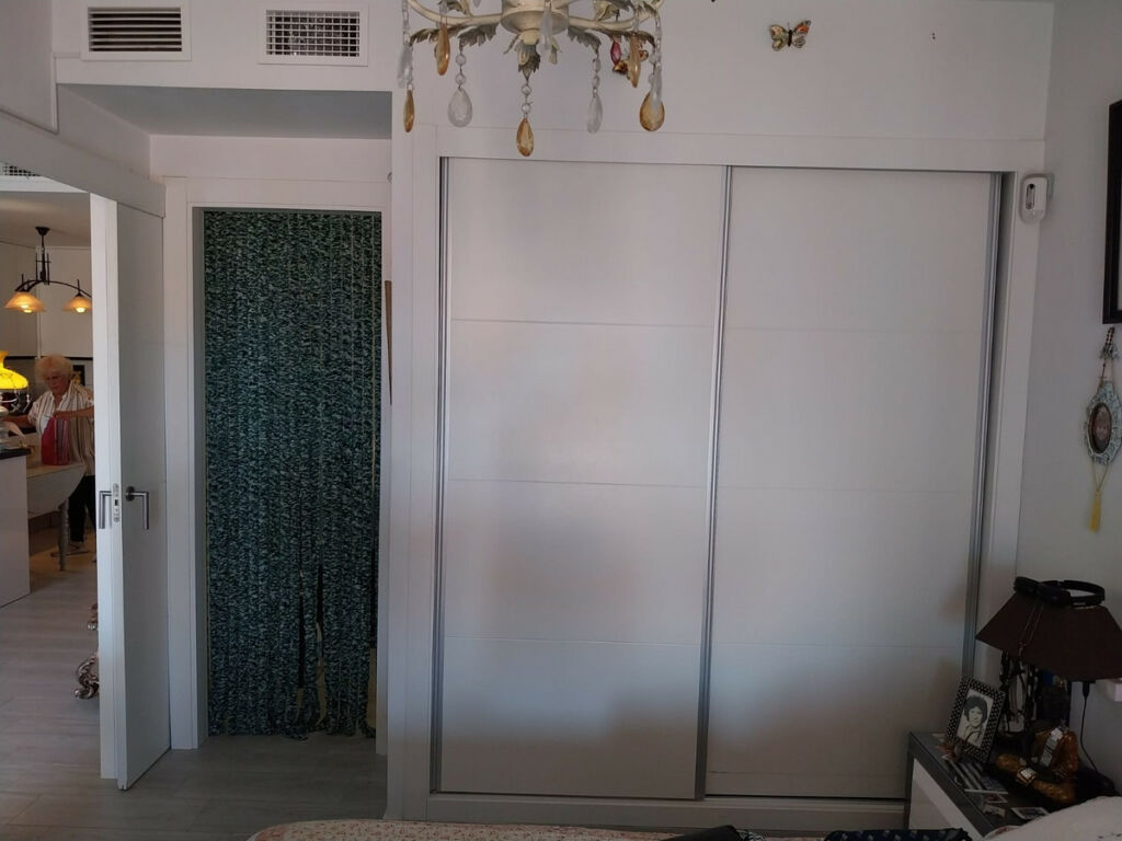 Middle Floor Apartment La Mata Alicante - image 6