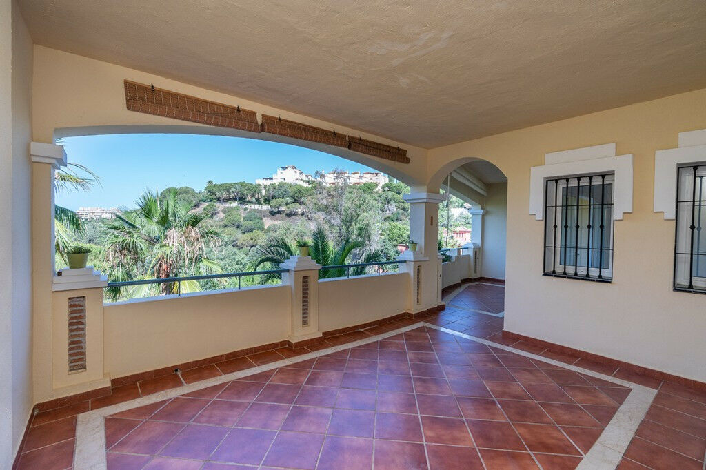 Ground Floor Apartment Elviria Málaga - image 6
