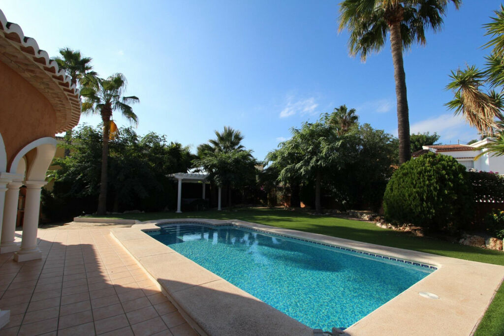 Detached Villa Calpe Alicante - image 6