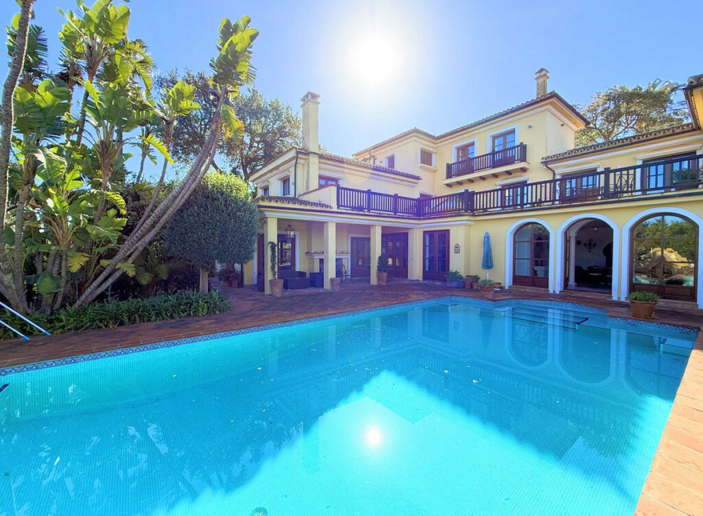 Detached Villa Sotogrande Alto Cádiz - image 6