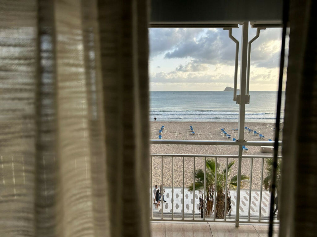 Middle Floor Apartment Benidorm Alicante - image 11