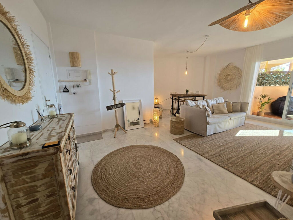 Middle Floor Apartment Reserva de Marbella Málaga - image 6