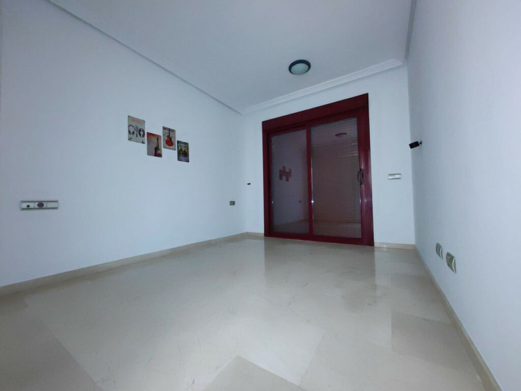Middle Floor Apartment Casares Málaga - image 6