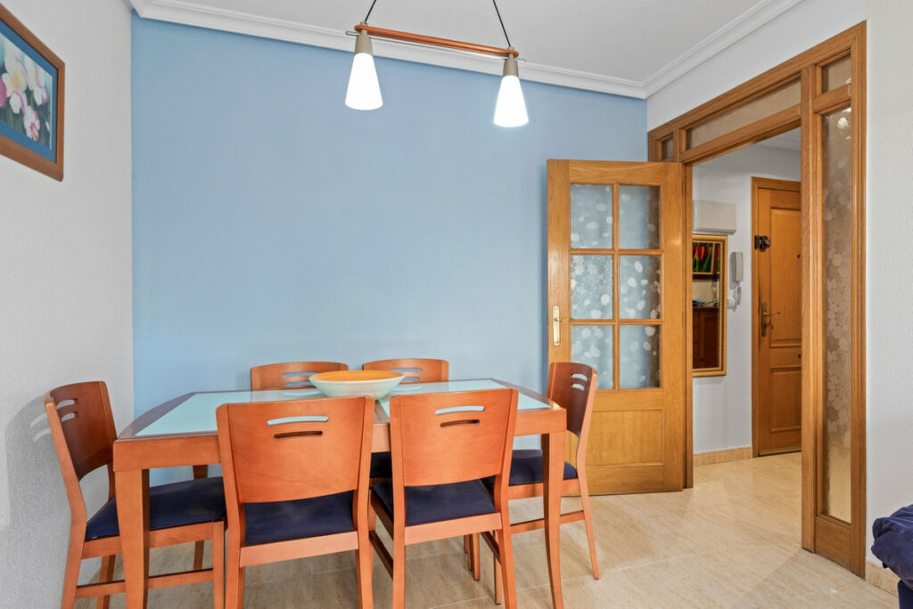 Ground Floor Apartment Guardamar del Segura Alicante - image 5