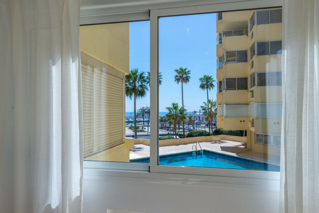 Middle Floor Studio Marbella Málaga - image 6