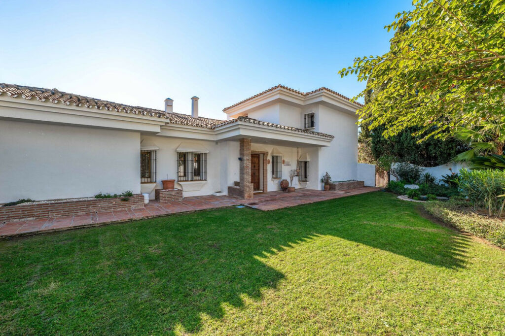 Detached Villa Valtocado Málaga - image 60