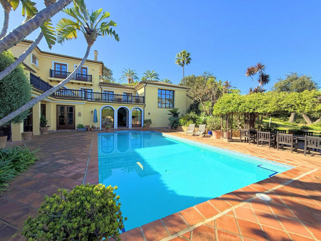 Detached Villa Sotogrande Alto Cádiz - image 63