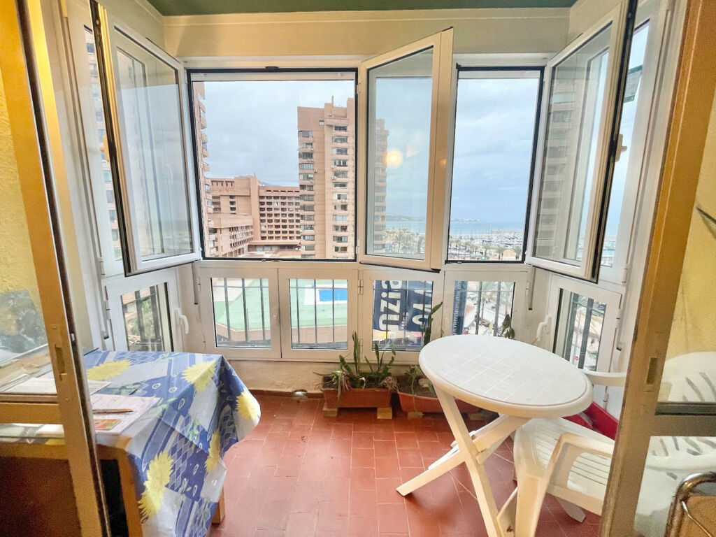 Middle Floor Apartment Fuengirola Málaga - image 7