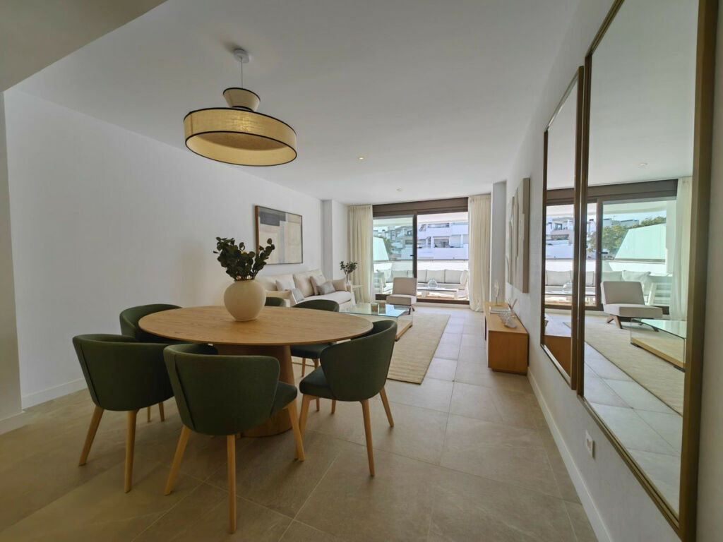 Ground Floor Apartment Estepona Málaga - image 7