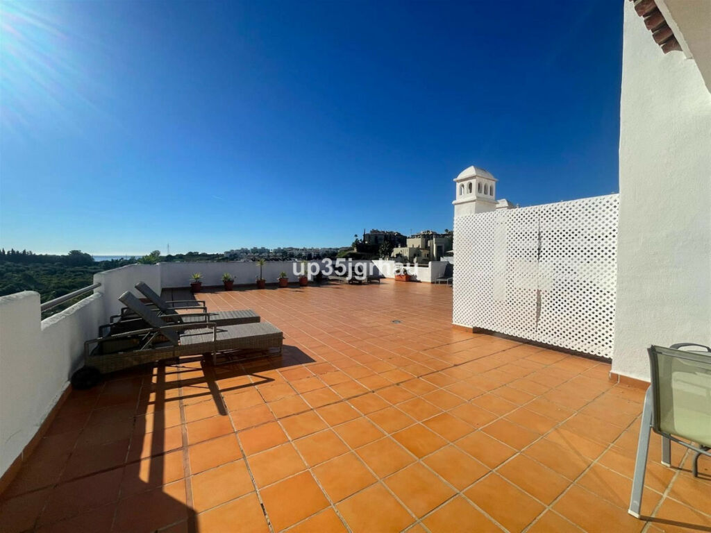 Penthouse Selwo Málaga - image 7
