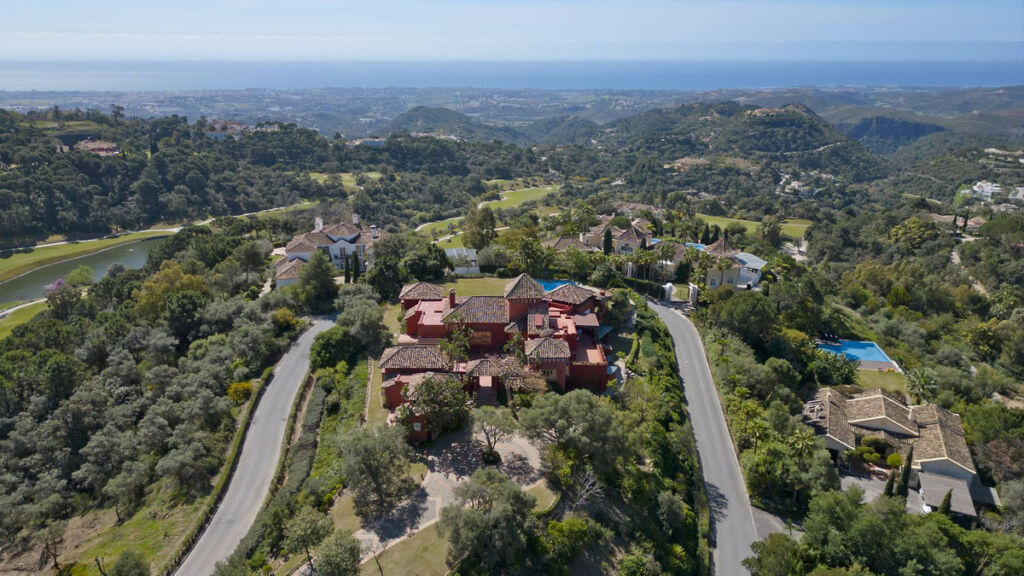 Detached Villa La Zagaleta Málaga - image 7