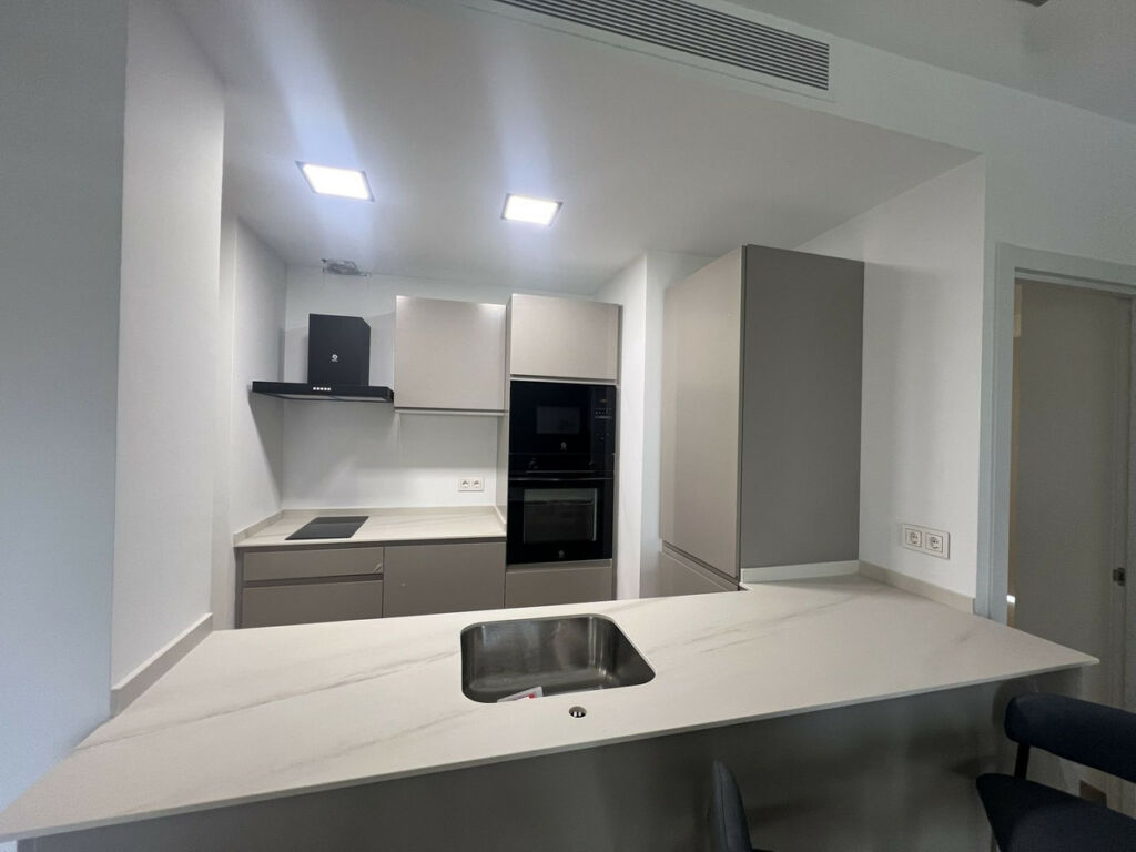 Ground Floor Apartment Puerto Banús Málaga - image 7