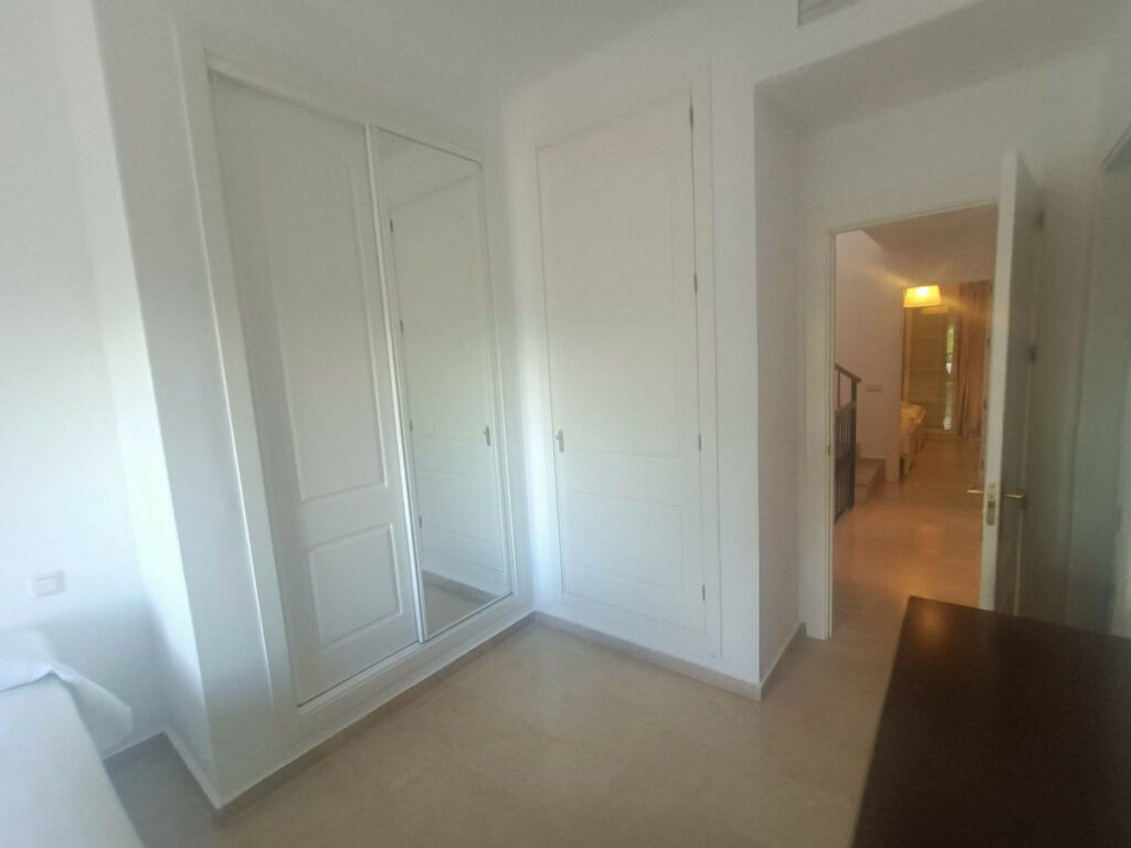 Townhouse Alhaurín de la Torre Málaga - image 12