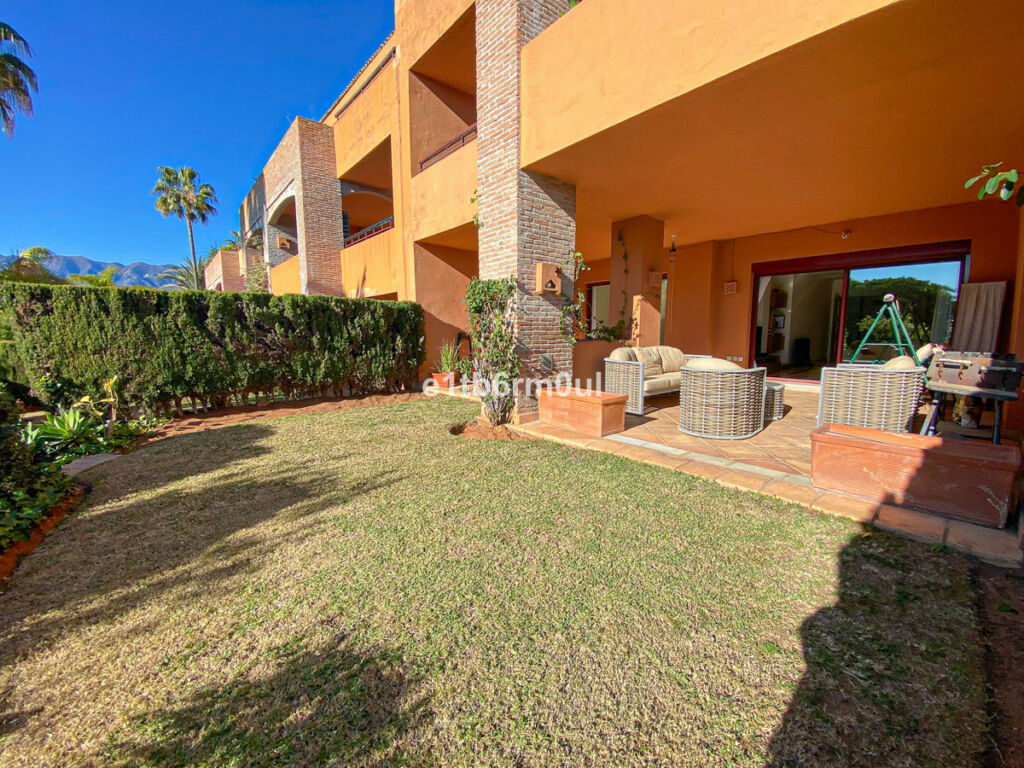 Middle Floor Apartment Bahía de Marbella Málaga - image 7