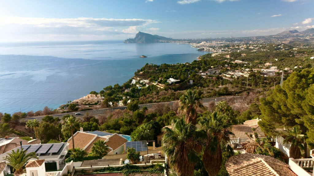Detached Villa Altea Alicante - image 7