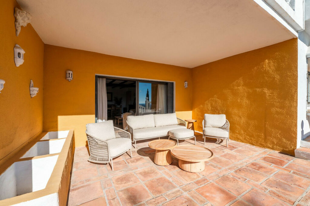 Detached Villa Valtocado Málaga - image 7