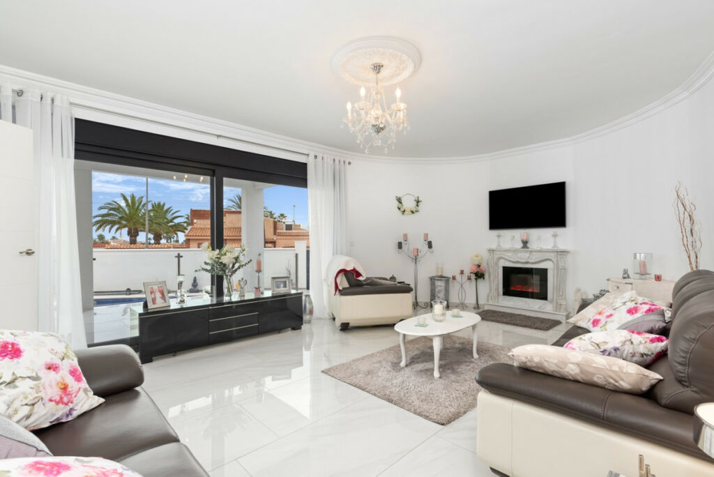 Detached Villa Ciudad Quesada Alicante - image 7
