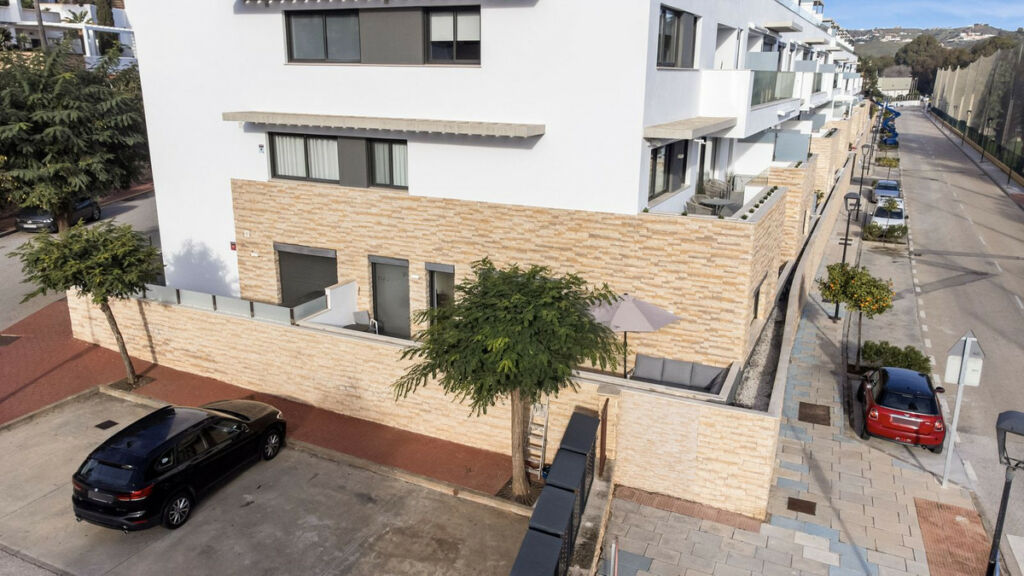 Ground Floor Apartment La Cala de Mijas Málaga - image 8