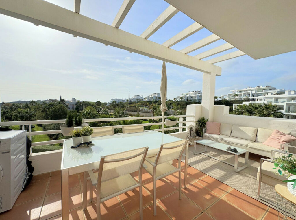 Middle Floor Apartment Casares Playa Málaga - image 7