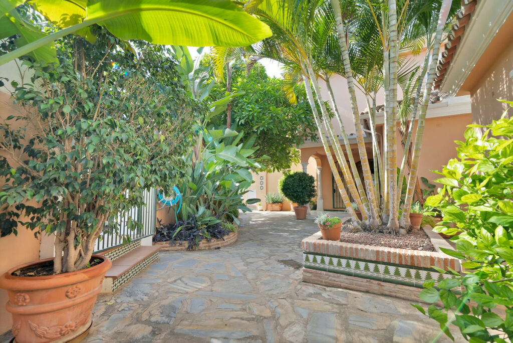 Detached Villa San Pedro de Alcántara Málaga - image 72