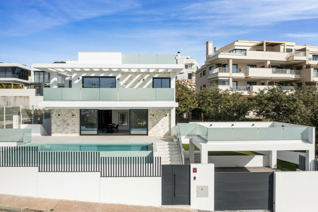 Detached Villa La Cala de Mijas Málaga - image 4