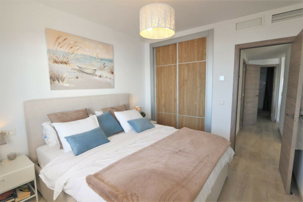 Top Floor Apartment Fuengirola Málaga - image 7