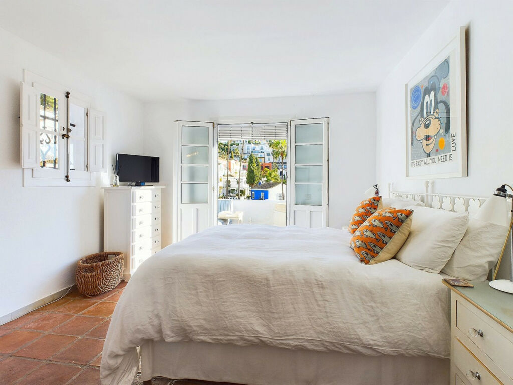 Detached Villa La Heredia Málaga - image 9