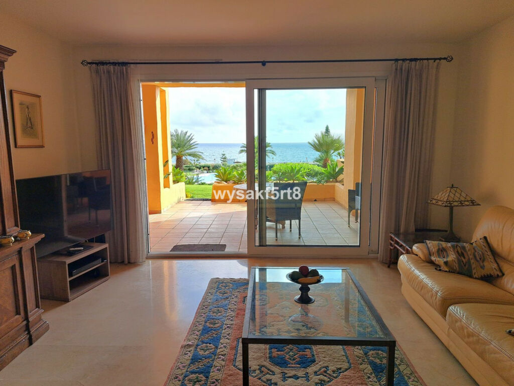 Ground Floor Apartment La Duquesa Málaga - image 14