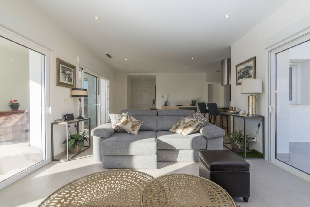 Detached Villa Aspe Alicante - image 8