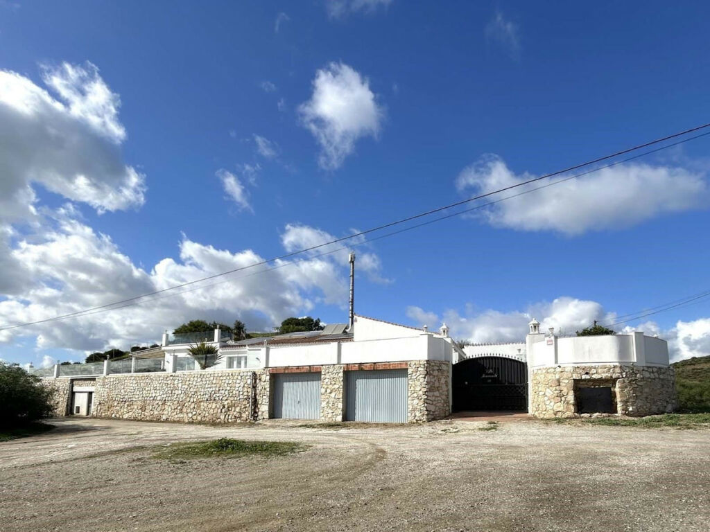 Detached Villa El Faro Málaga - image 8