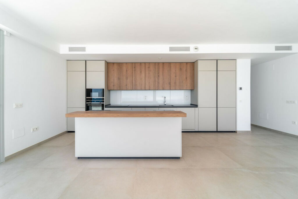 Penthouse Duplex Benalmadena Pueblo Málaga - image 8