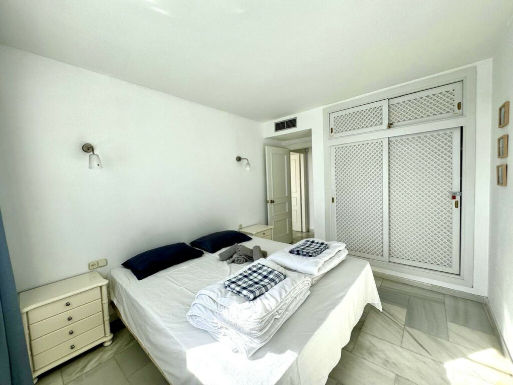 Middle Floor Apartment Benalmadena Costa Málaga - image 10