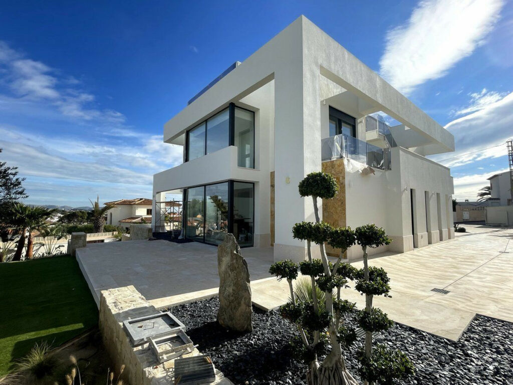 Detached Villa Benissa Alicante - image 10