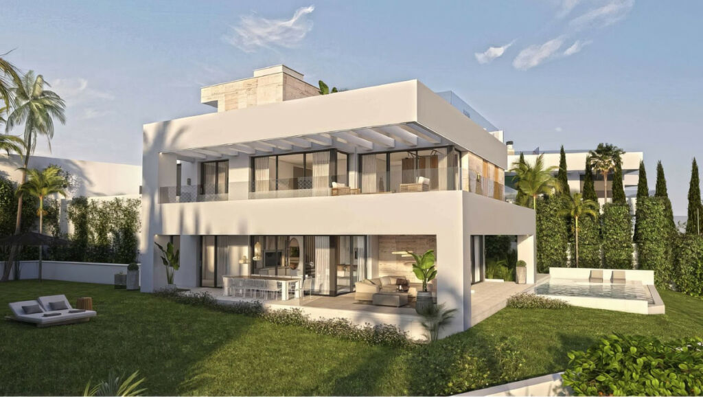Detached Villa Sotogrande Cádiz - image 7