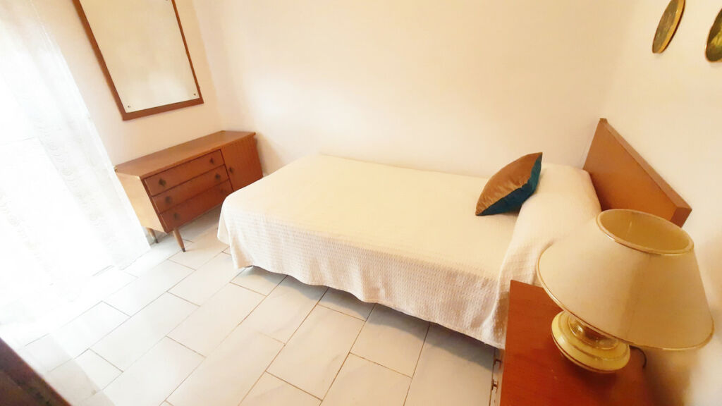 Middle Floor Apartment Fuengirola Málaga - image 8