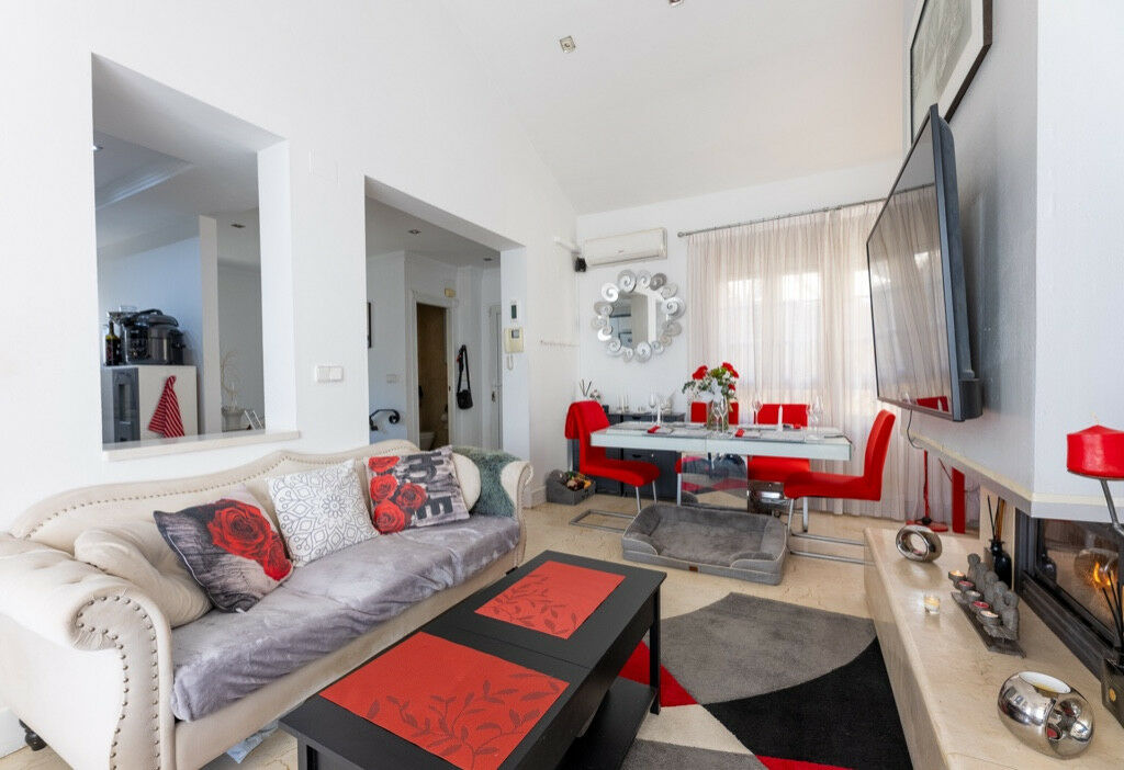 Detached Villa Las Ramblas Golf Alicante - image 9