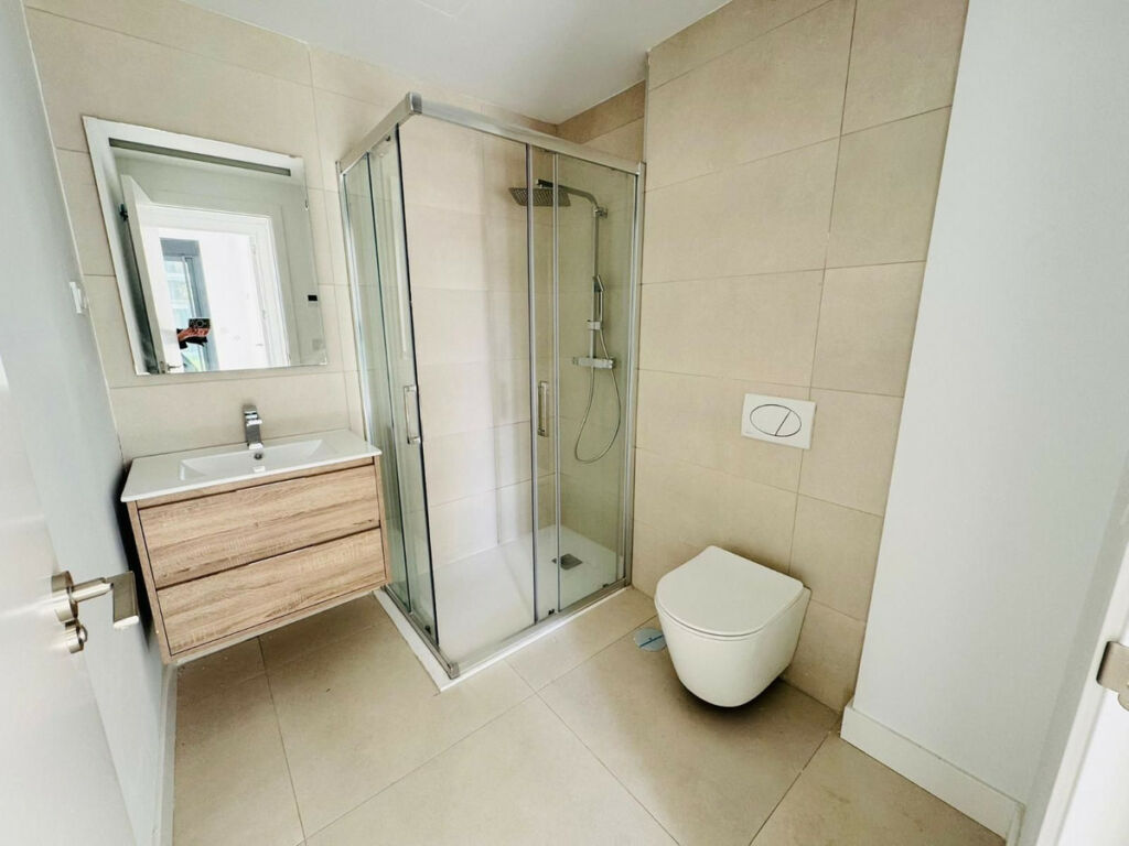 Ground Floor Apartment Fuengirola Málaga - image 9