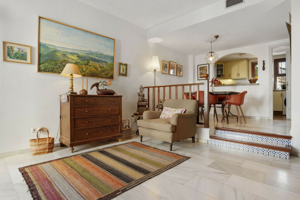 Townhouse Estepona Málaga - image 9