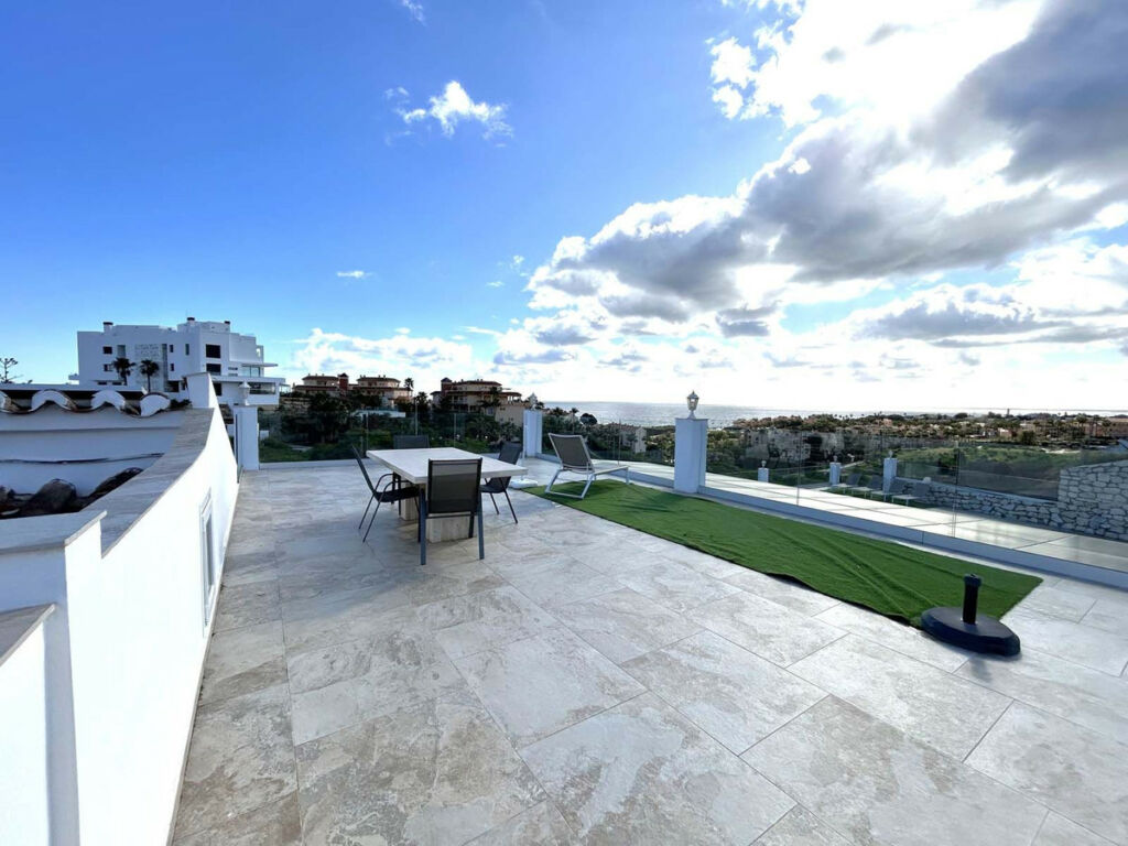 Detached Villa El Faro Málaga - image 9