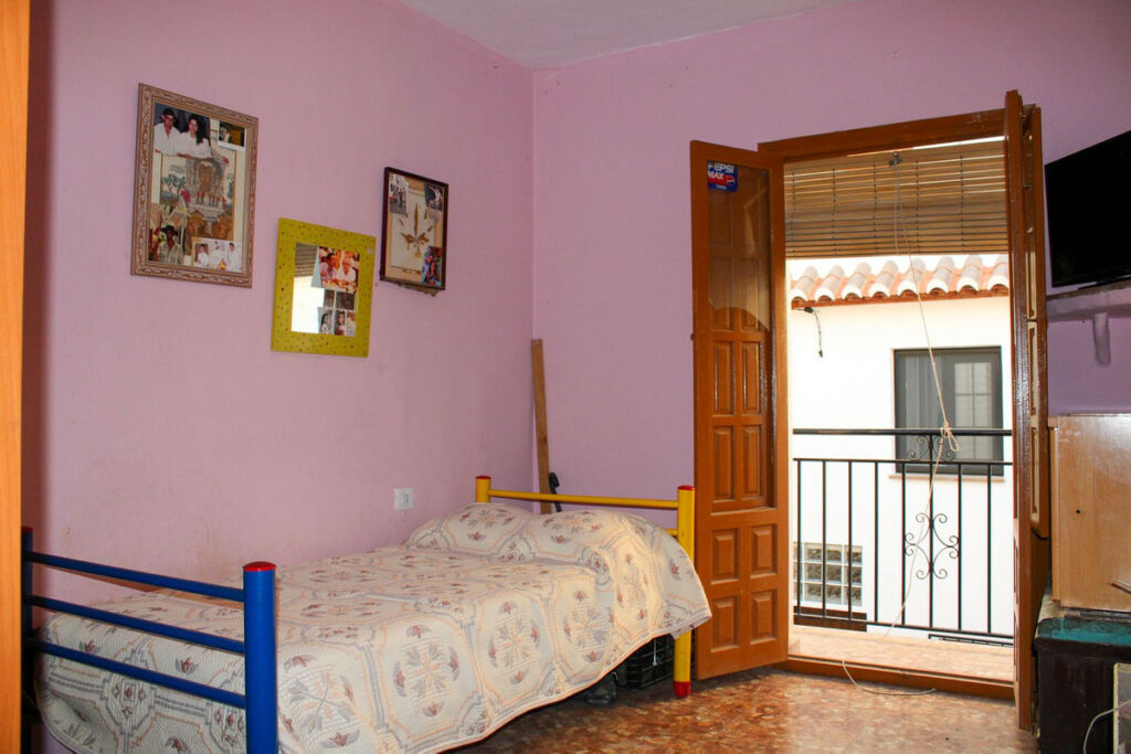 Top Floor Apartment Frigiliana Málaga - image 9