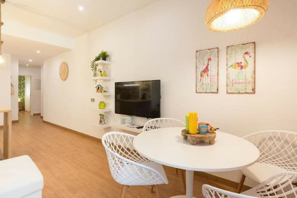Middle Floor Apartment Málaga Centro Málaga - image 9