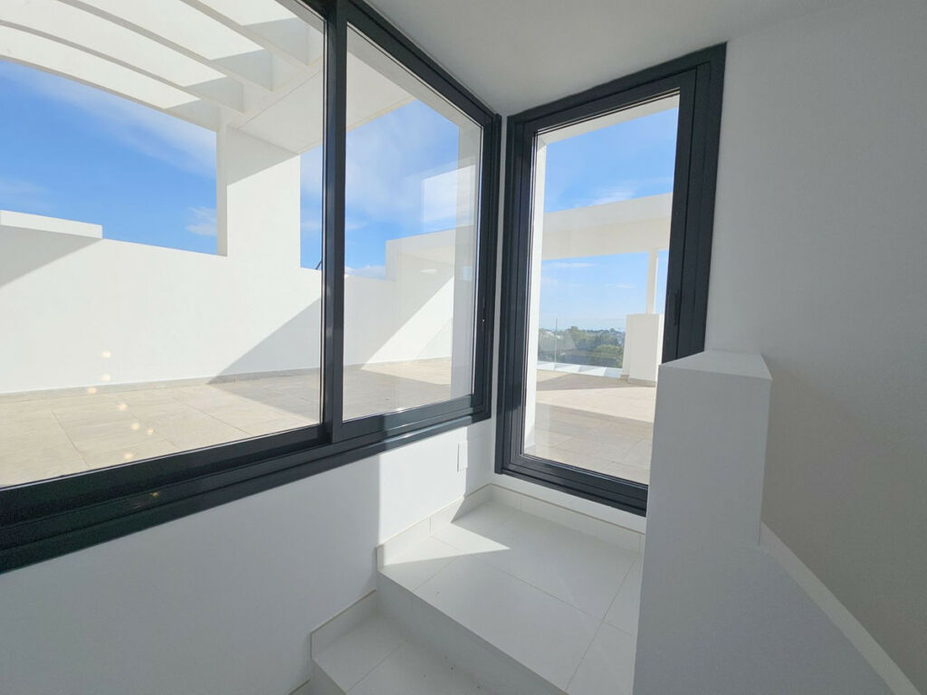 Penthouse Duplex Atalaya Málaga - image 9