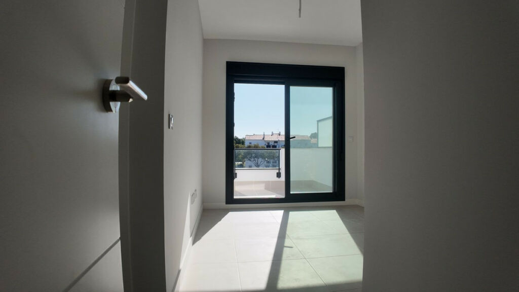 Penthouse Estepona Málaga - image 9