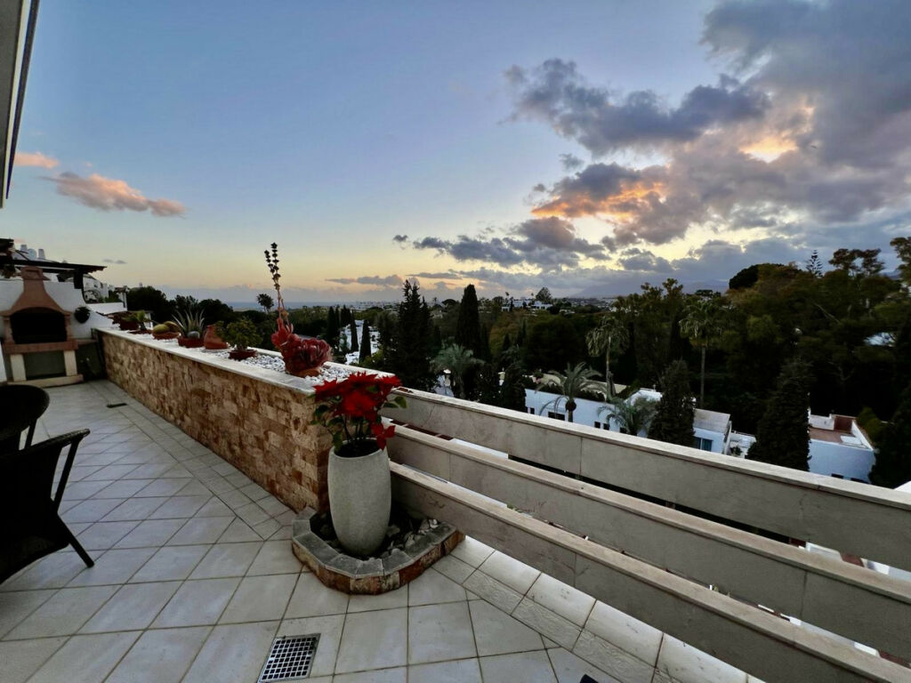 Penthouse The Golden Mile Málaga - image 9