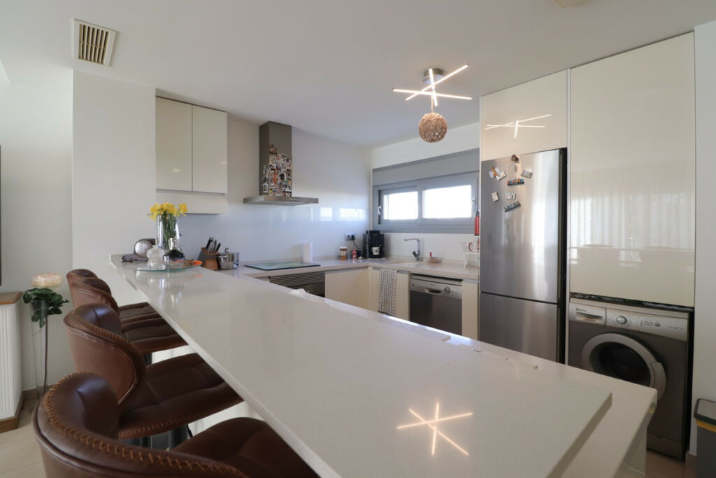 Ground Floor Apartment Los Montesinos Alicante - image 9