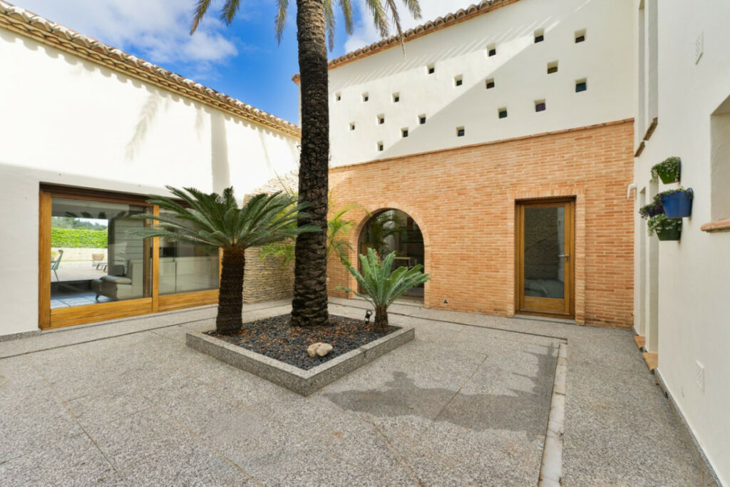 Detached Villa Javea Alicante - image 9