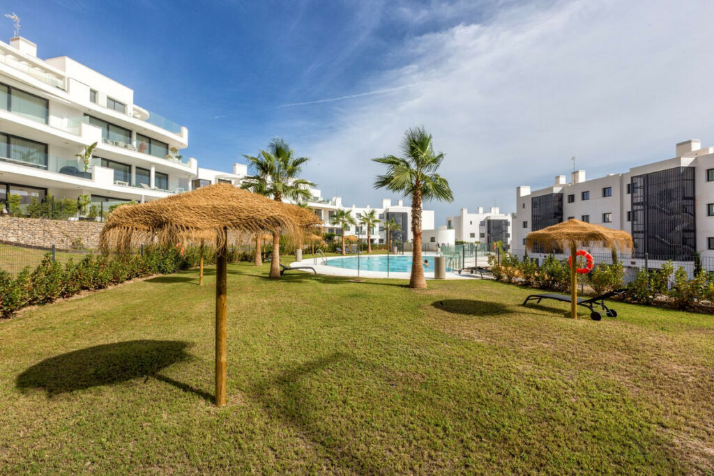 Ground Floor Apartment Fuengirola Málaga - image 9