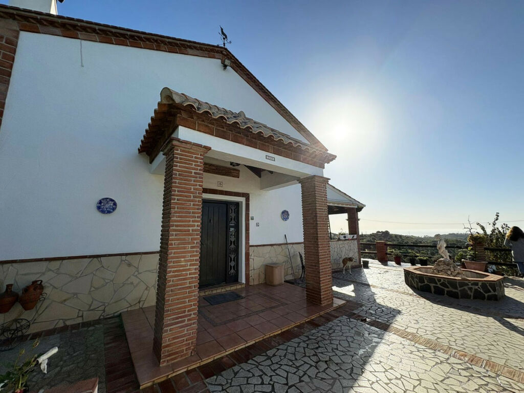 Detached Villa La Cala de Mijas Málaga - image 9