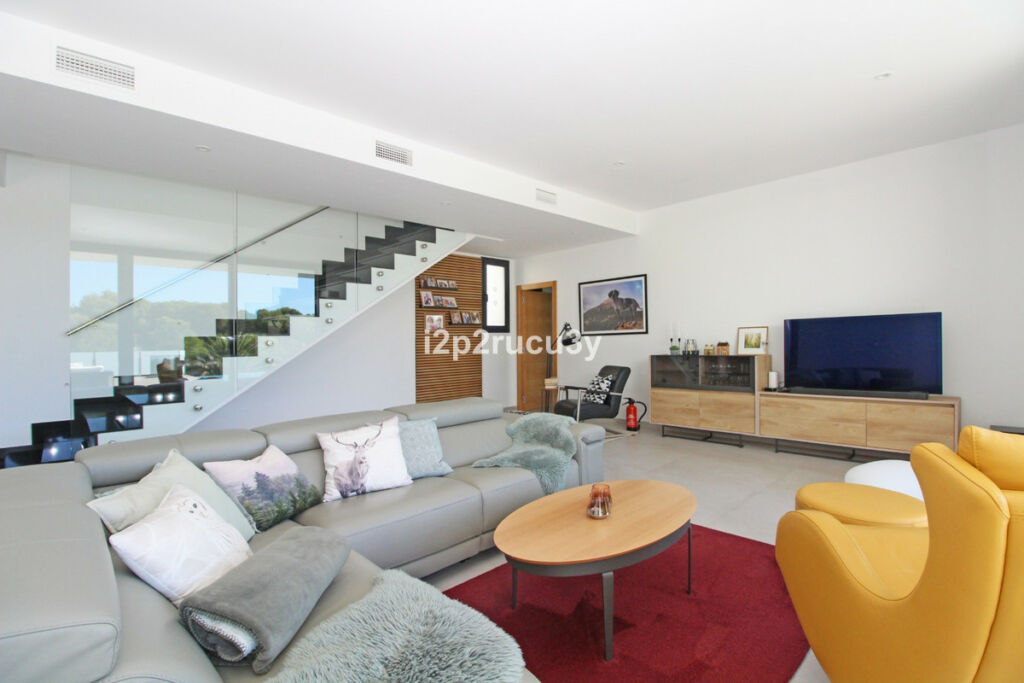 Detached Villa Moraira Alicante - image 10