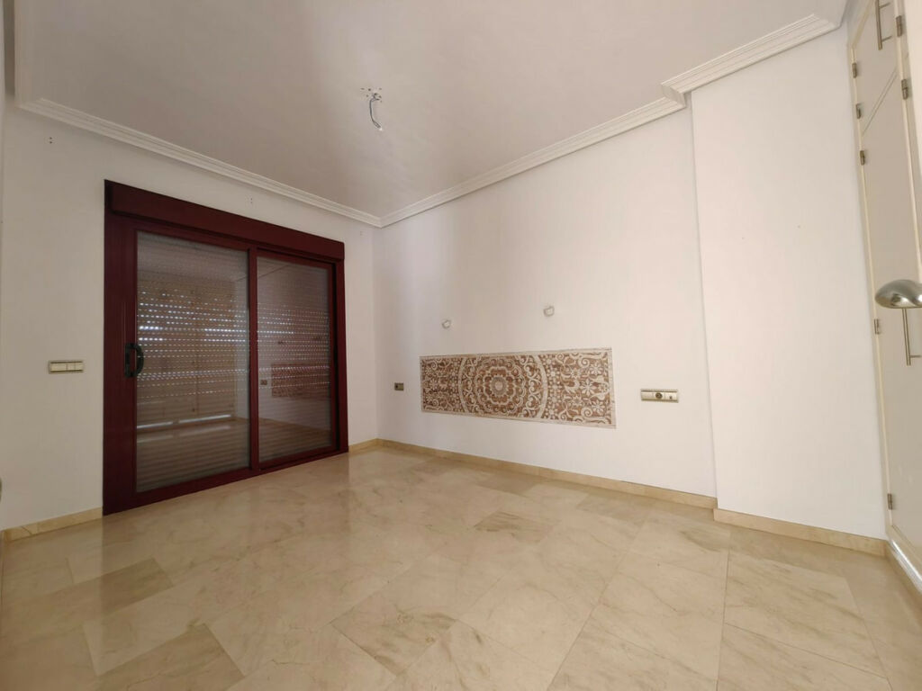 Middle Floor Apartment Casares Málaga - image 9